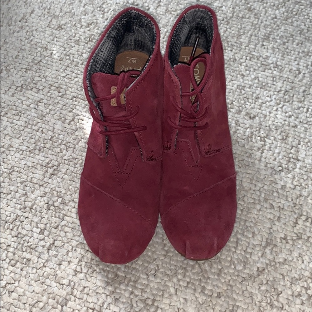 Toms wedge booties
